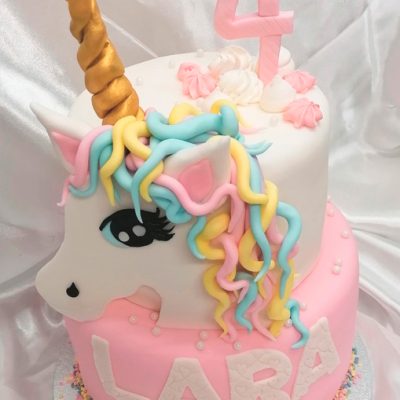 Einhorntorte zweistöckig