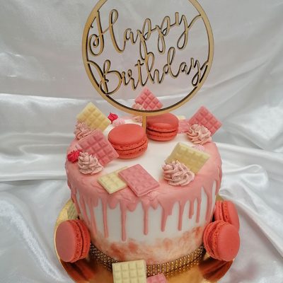 Geburtstagstorte rosa Macarons