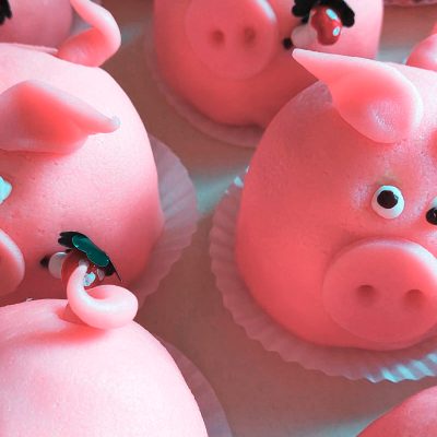 Schweinsköpfe mit Marzipan