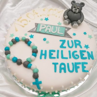 Tauftorte mit Teddy